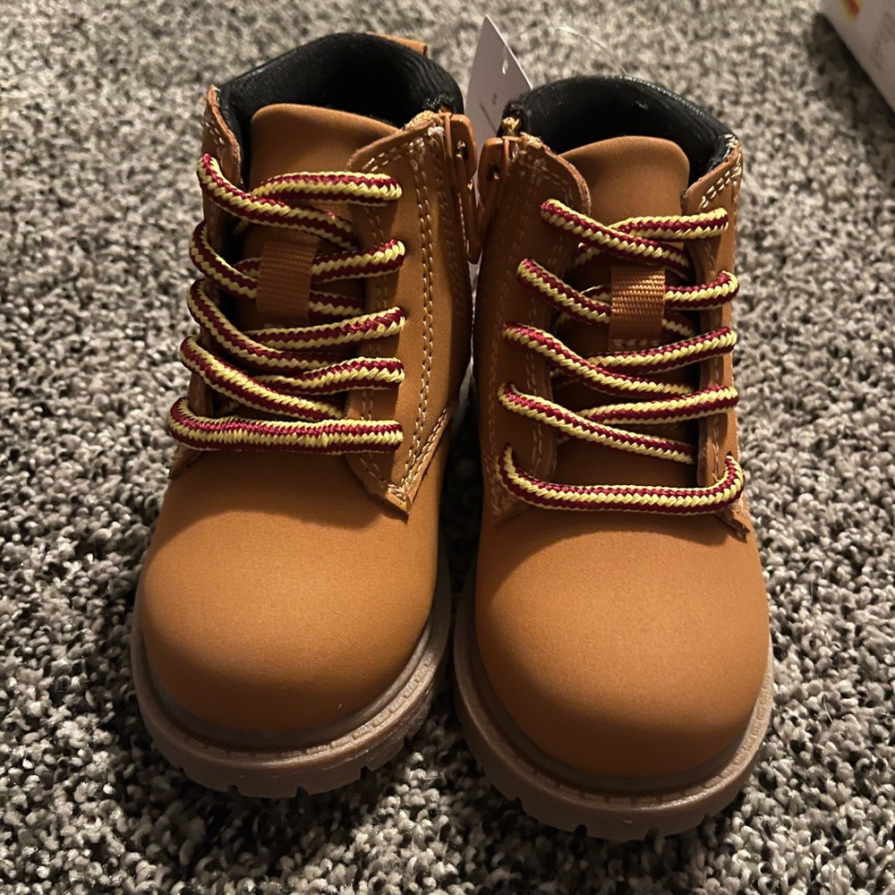 Carters boots